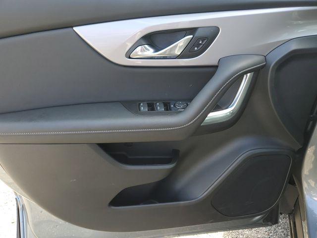 new 2025 Chevrolet Blazer car, priced at $35,599