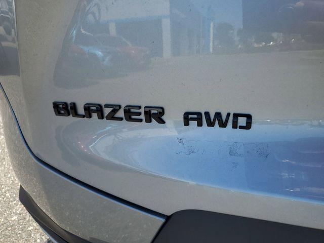 new 2025 Chevrolet Blazer car, priced at $35,599