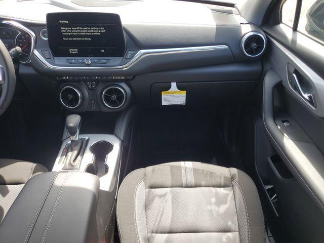 new 2025 Chevrolet Blazer car, priced at $35,599