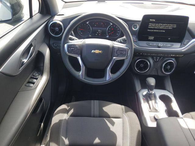 new 2025 Chevrolet Blazer car, priced at $35,599