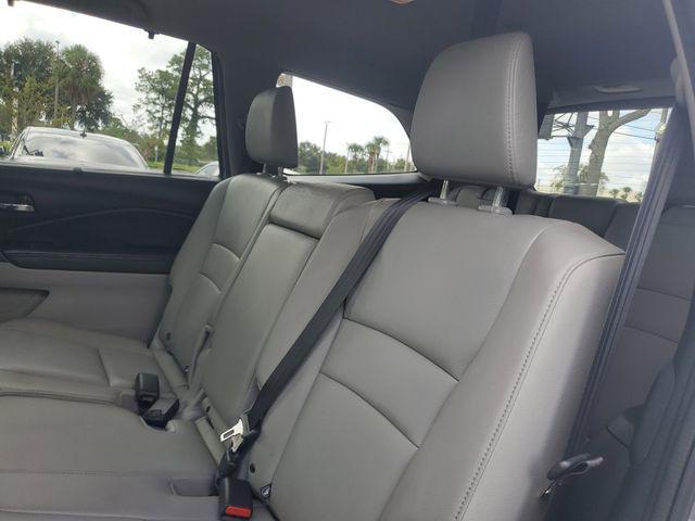 used 2022 Honda Pilot car, priced at $27,478