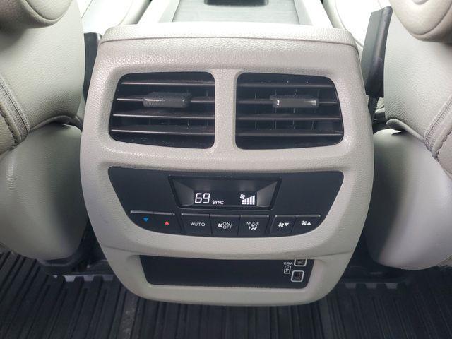 used 2022 Honda Pilot car, priced at $27,478