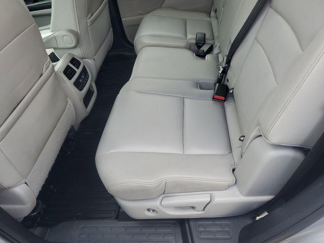 used 2022 Honda Pilot car, priced at $27,478