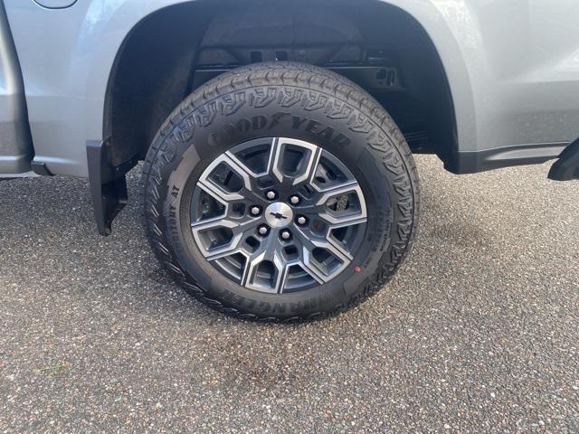 new 2024 Chevrolet Colorado car, priced at $43,720