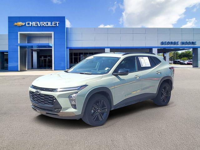 used 2025 Chevrolet Trax car, priced at $24,635