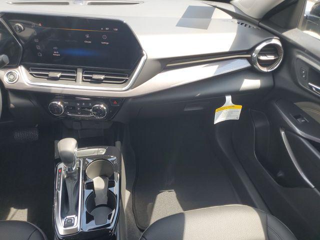 new 2025 Chevrolet Trax car, priced at $25,356