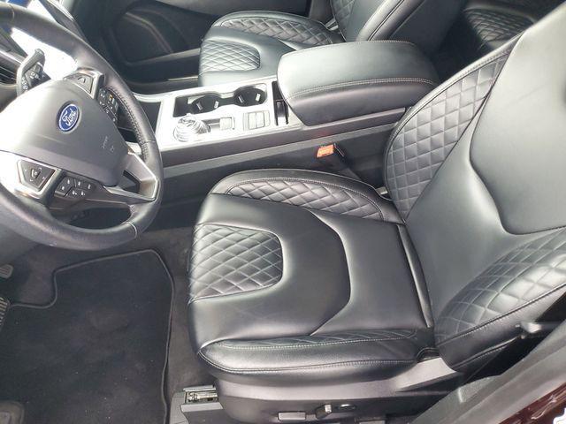 used 2024 Ford Edge car, priced at $29,956