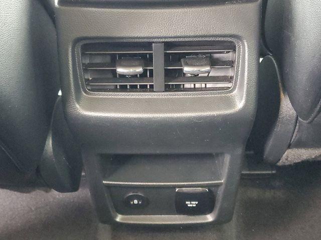 used 2024 Ford Edge car, priced at $29,956
