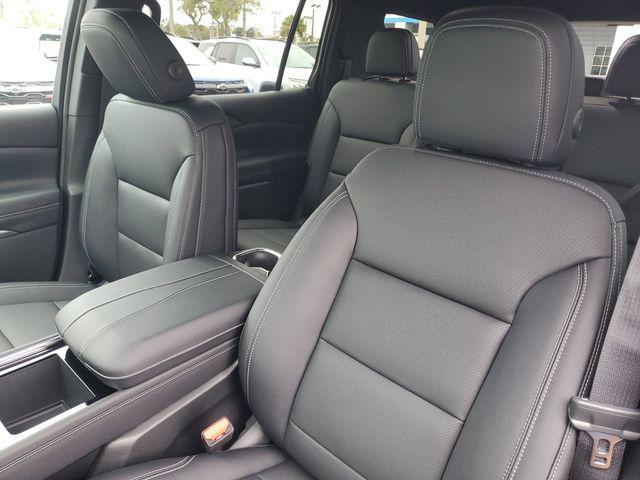 new 2026 Chevrolet Traverse car, priced at $44,609