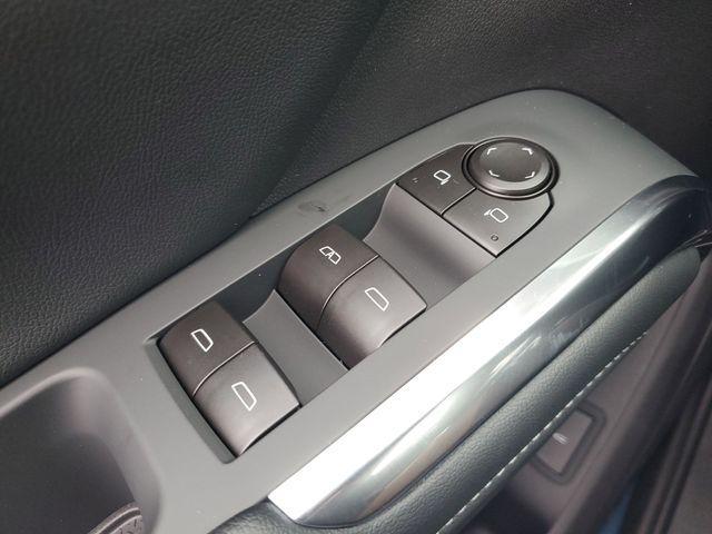 new 2026 Chevrolet Traverse car, priced at $44,609