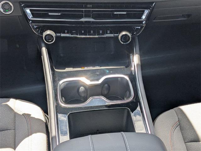 new 2025 Chevrolet Traverse car, priced at $41,988