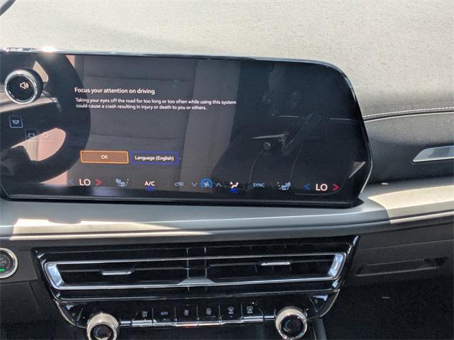 new 2025 Chevrolet Traverse car, priced at $41,988