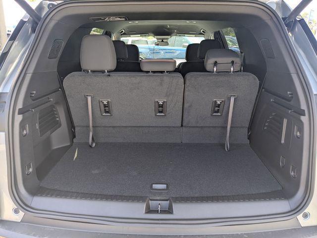 new 2025 Chevrolet Traverse car, priced at $40,274