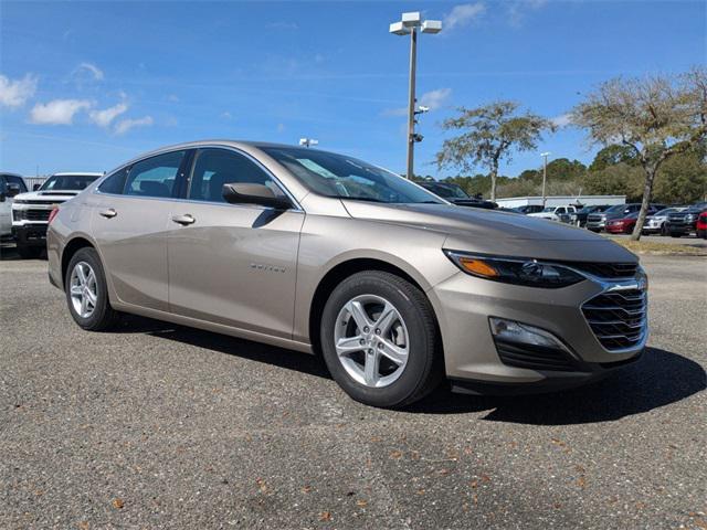 new 2025 Chevrolet Malibu car, priced at $26,155