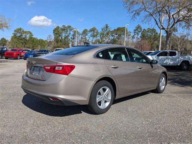 new 2025 Chevrolet Malibu car, priced at $26,155