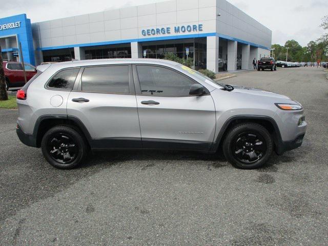 used 2017 Jeep Cherokee car, priced at $13,577