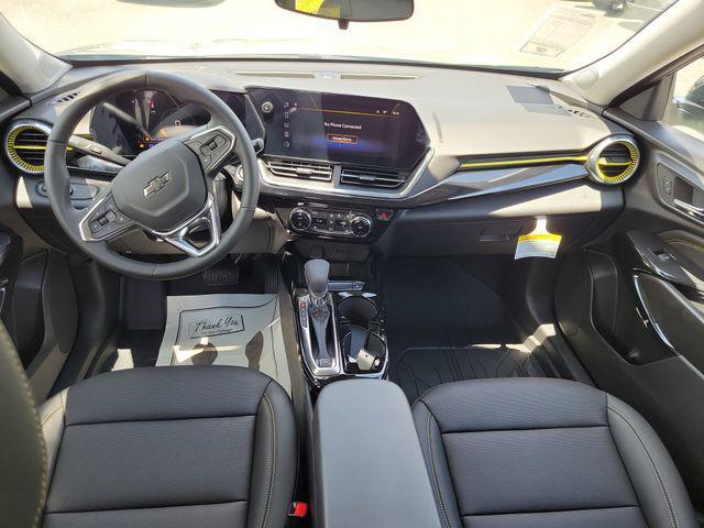 new 2025 Chevrolet Trax car, priced at $26,129