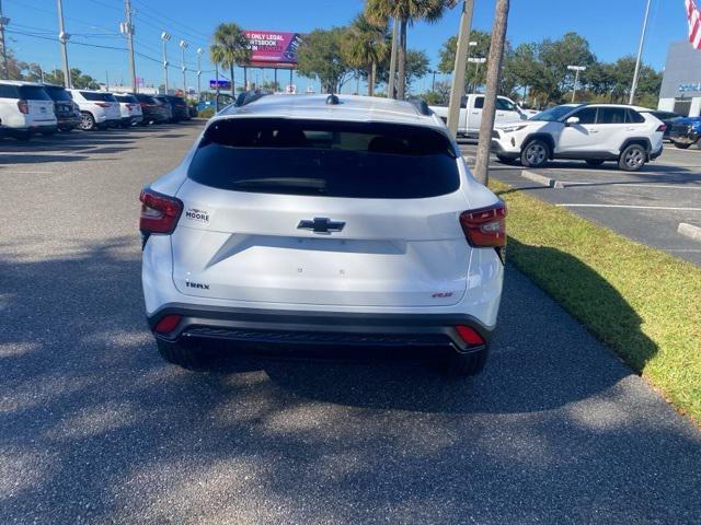 new 2025 Chevrolet Trax car, priced at $25,395