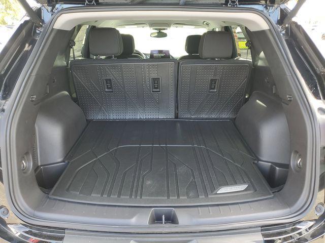 new 2025 Chevrolet Blazer car, priced at $34,177