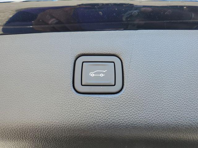 new 2025 Chevrolet Blazer car, priced at $34,177