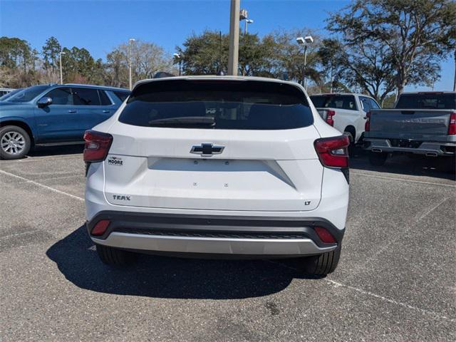 new 2025 Chevrolet Trax car, priced at $24,735