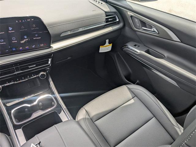 new 2025 Chevrolet Traverse car, priced at $46,859