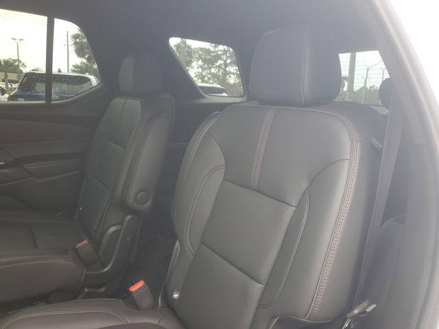 used 2023 Chevrolet Traverse car, priced at $33,357