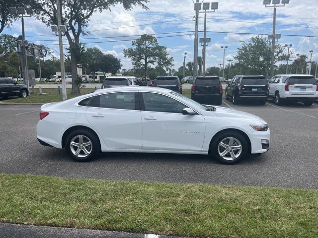 new 2025 Chevrolet Malibu car, priced at $27,245