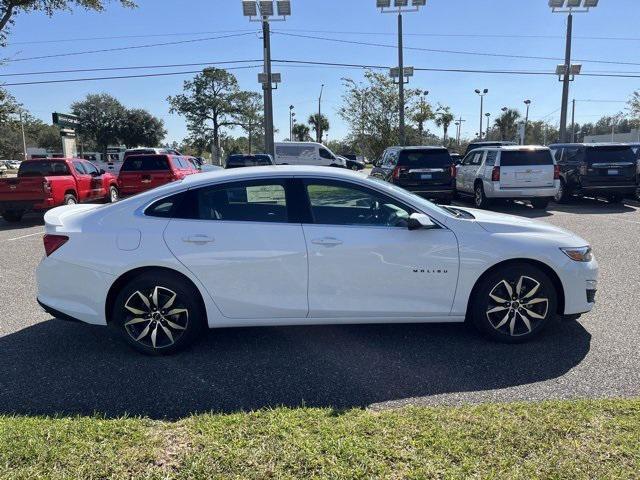 new 2025 Chevrolet Malibu car, priced at $27,115