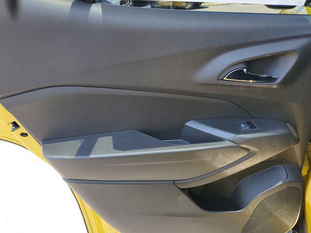 new 2025 Chevrolet Trax car, priced at $25,460