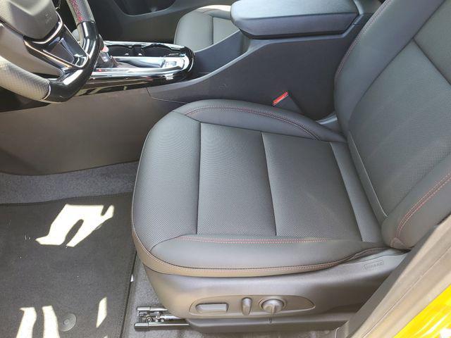 new 2025 Chevrolet Trax car, priced at $25,460