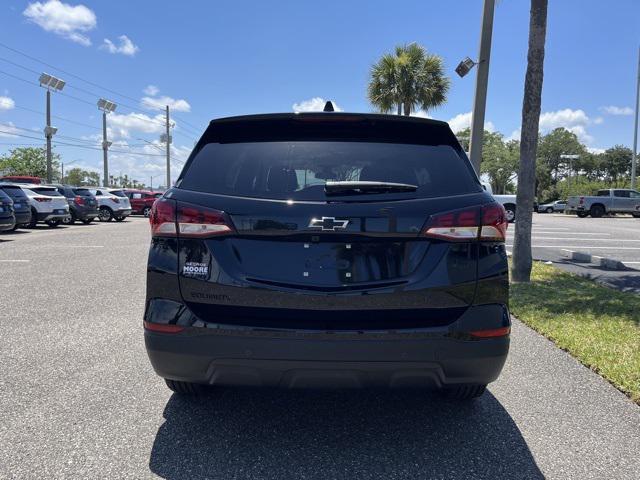 new 2024 Chevrolet Equinox car, priced at $30,070