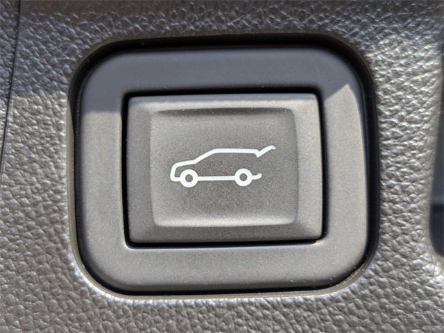 used 2023 GMC Acadia car, priced at $30,895