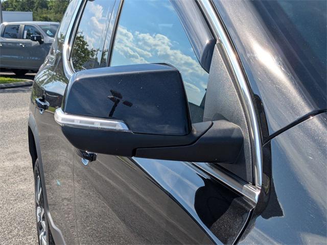 used 2023 GMC Acadia car, priced at $30,895