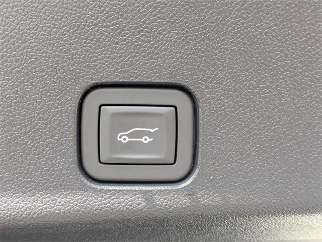 new 2025 Chevrolet Traverse car, priced at $56,230