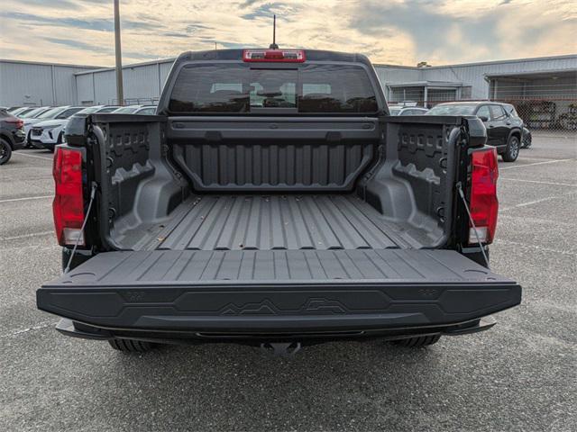 new 2025 Chevrolet Colorado car, priced at $33,970