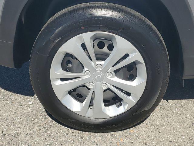 used 2025 Chevrolet Trax car, priced at $22,396