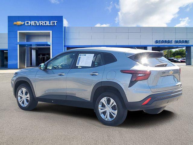 used 2025 Chevrolet Trax car, priced at $22,396