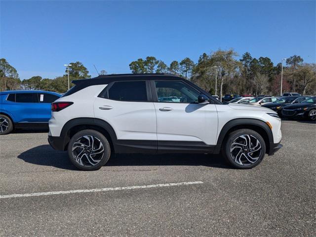 new 2025 Chevrolet TrailBlazer car, priced at $31,845