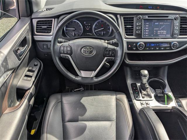 used 2019 Toyota Highlander car, priced at $21,981