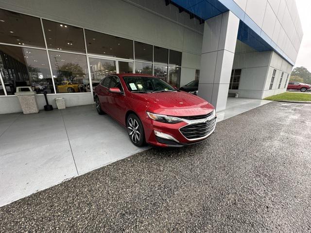 new 2024 Chevrolet Malibu car, priced at $27,840