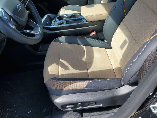 new 2025 Chevrolet Equinox car, priced at $33,833