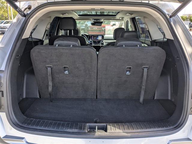 used 2022 Kia Sorento car, priced at $30,379