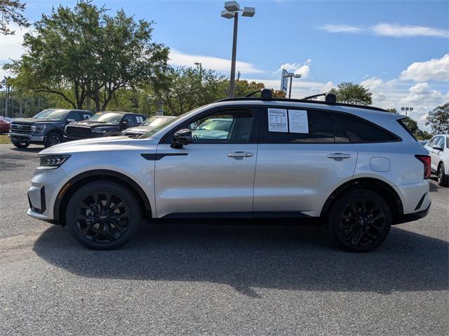 used 2022 Kia Sorento car, priced at $30,379