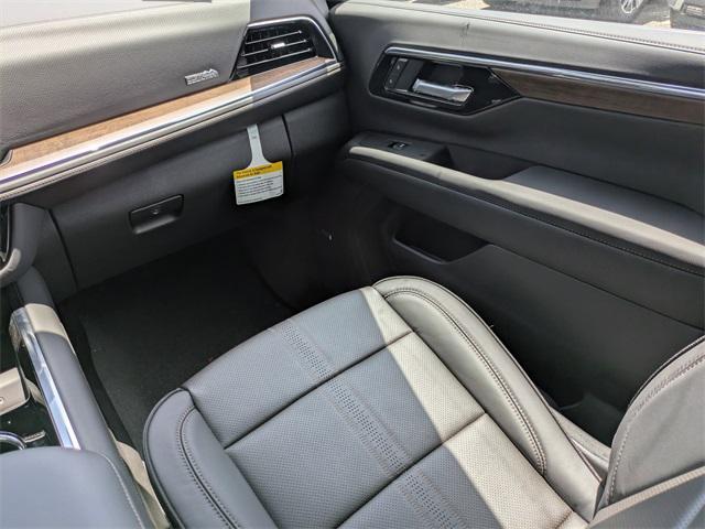 new 2025 Chevrolet Suburban car, priced at $86,895