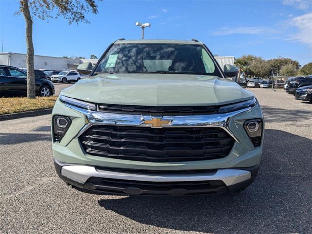 new 2025 Chevrolet TrailBlazer car, priced at $27,238