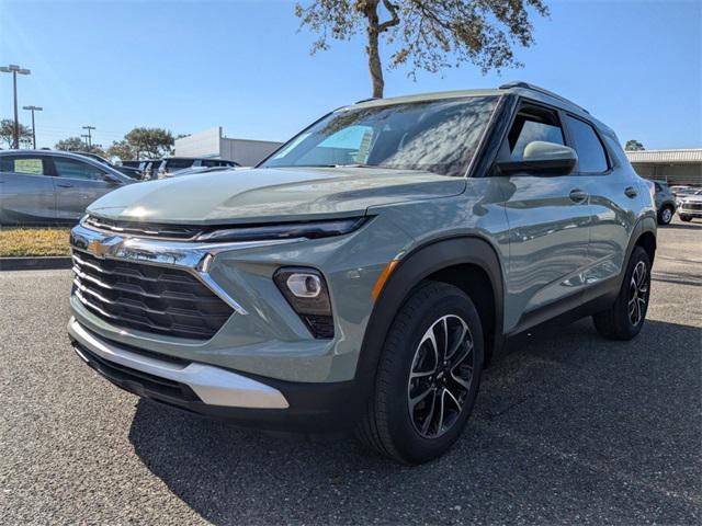 new 2025 Chevrolet TrailBlazer car, priced at $27,238