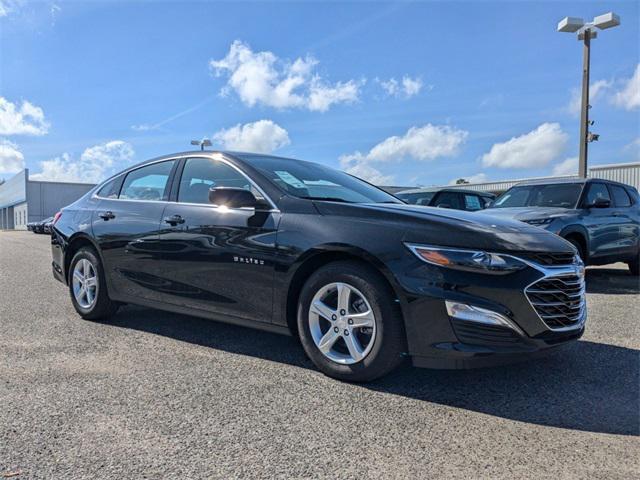 new 2025 Chevrolet Malibu car, priced at $25,915