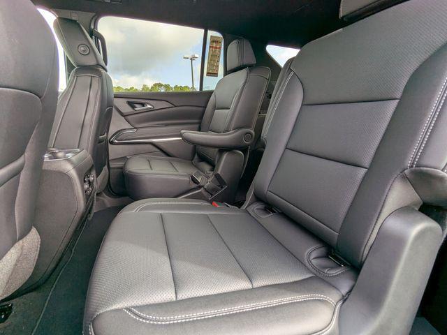 new 2025 Chevrolet Traverse car, priced at $45,064