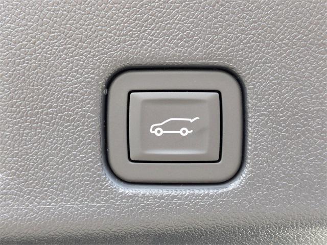 new 2025 Chevrolet Traverse car, priced at $46,502